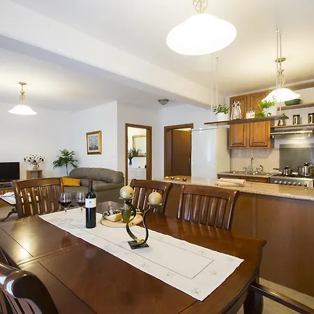 Apartman Marinero Apartament *